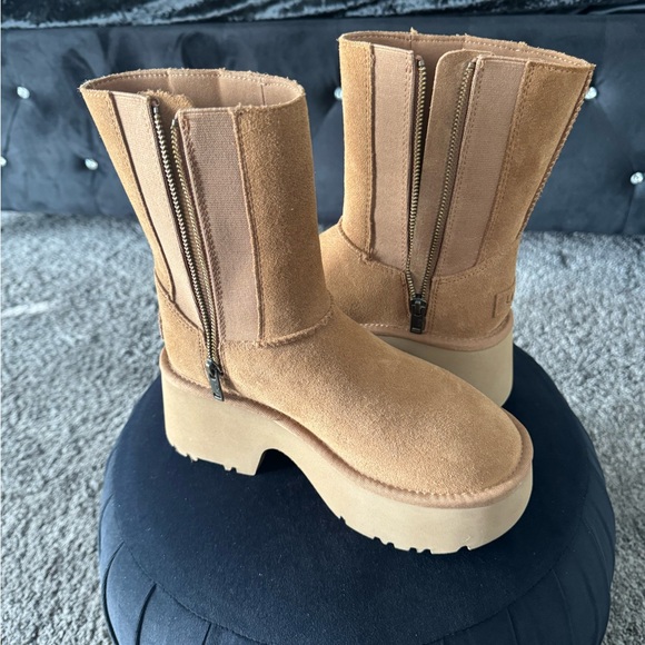 Women's Tan Ankle Boots - Picture 5 of 6